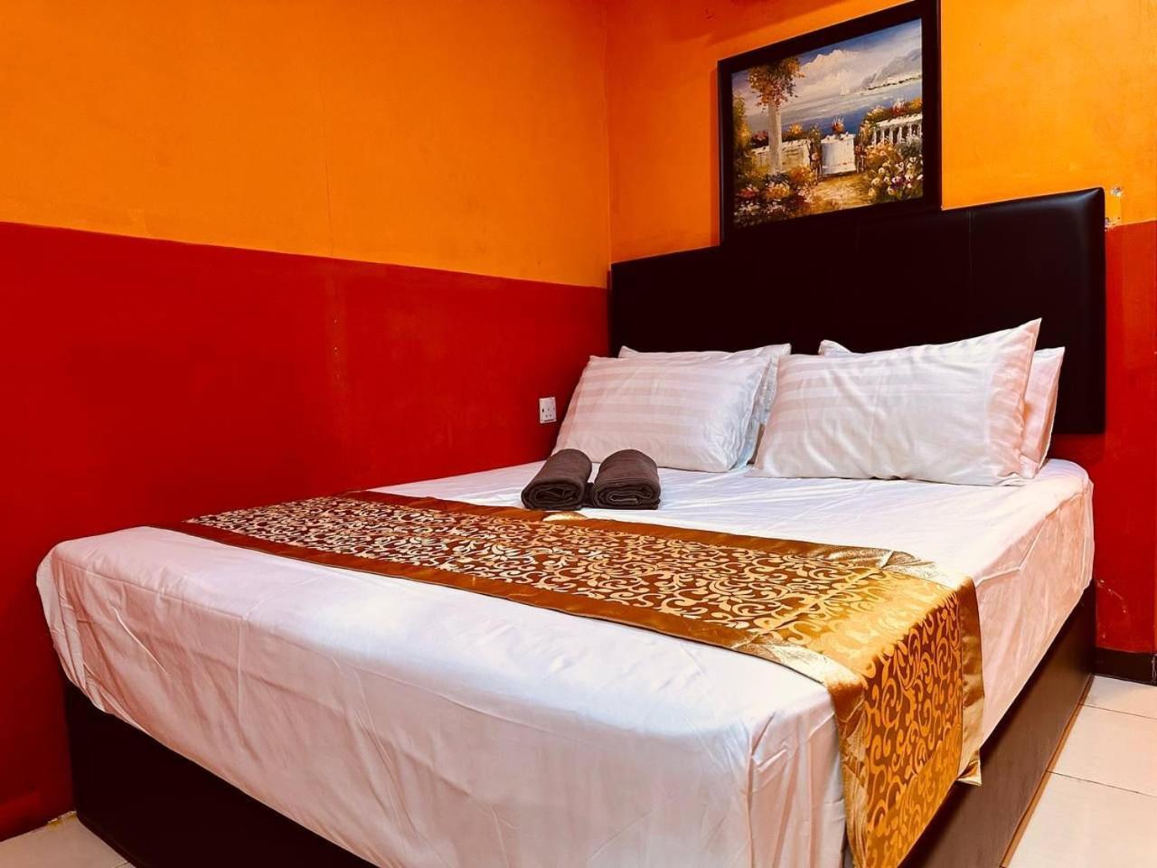Smart Budget Hotel - Кланг Экстерьер фото