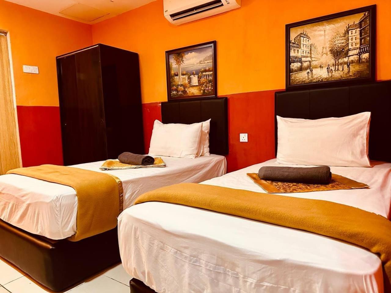Smart Budget Hotel - Кланг Экстерьер фото
