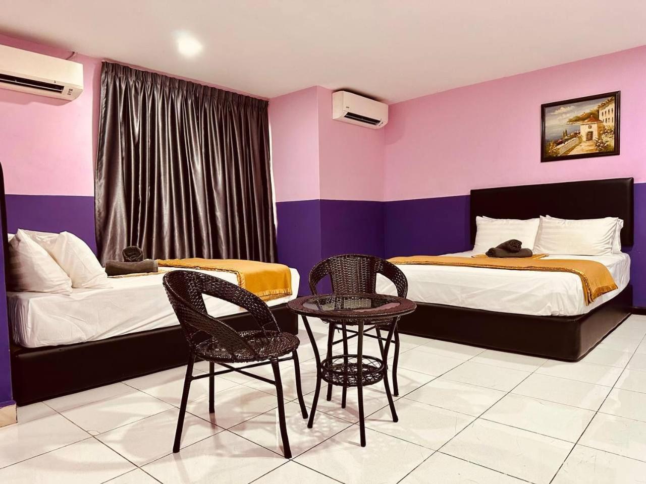 Smart Budget Hotel - Кланг Экстерьер фото